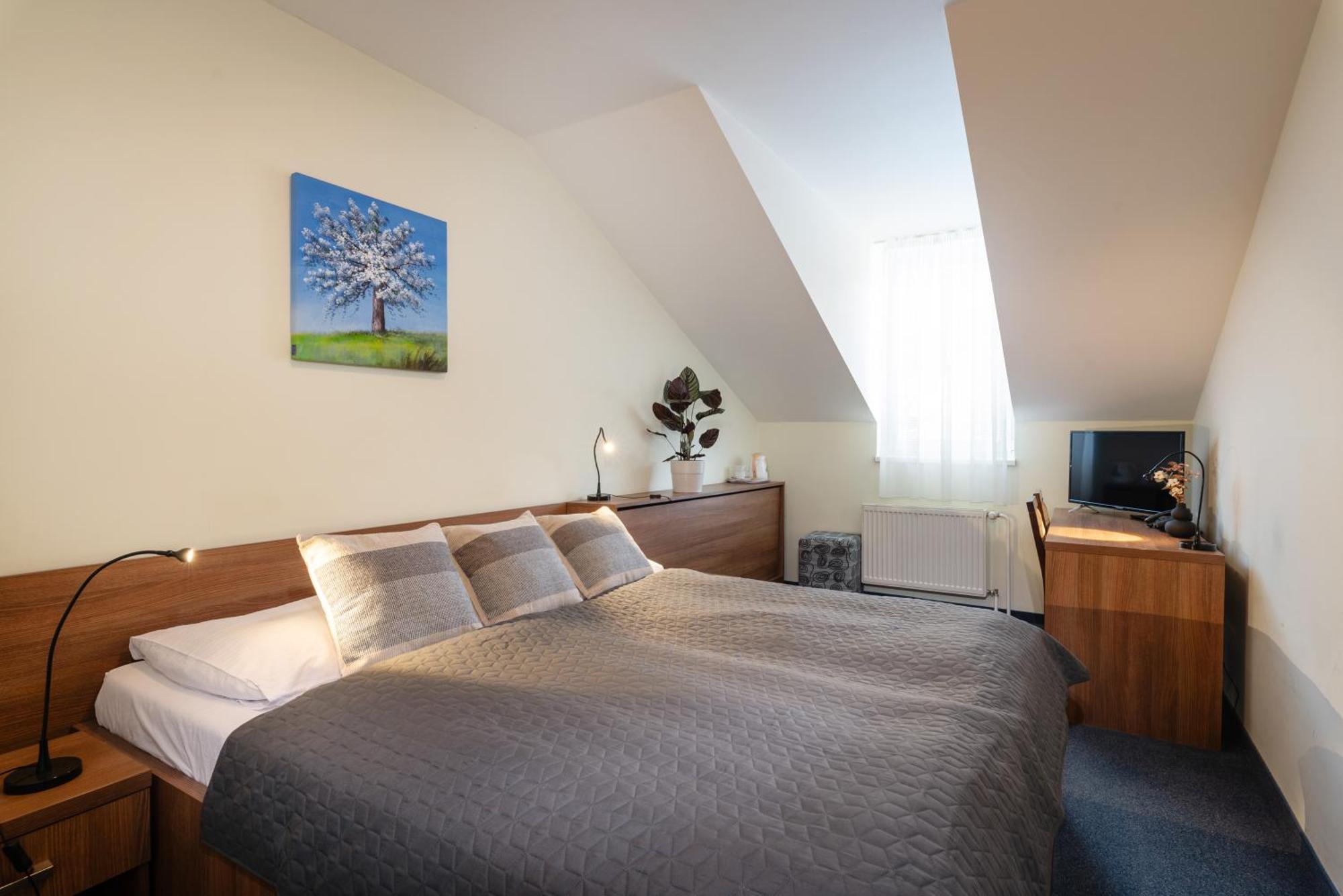Horsky Hotel Remata Raztocno 外观 照片