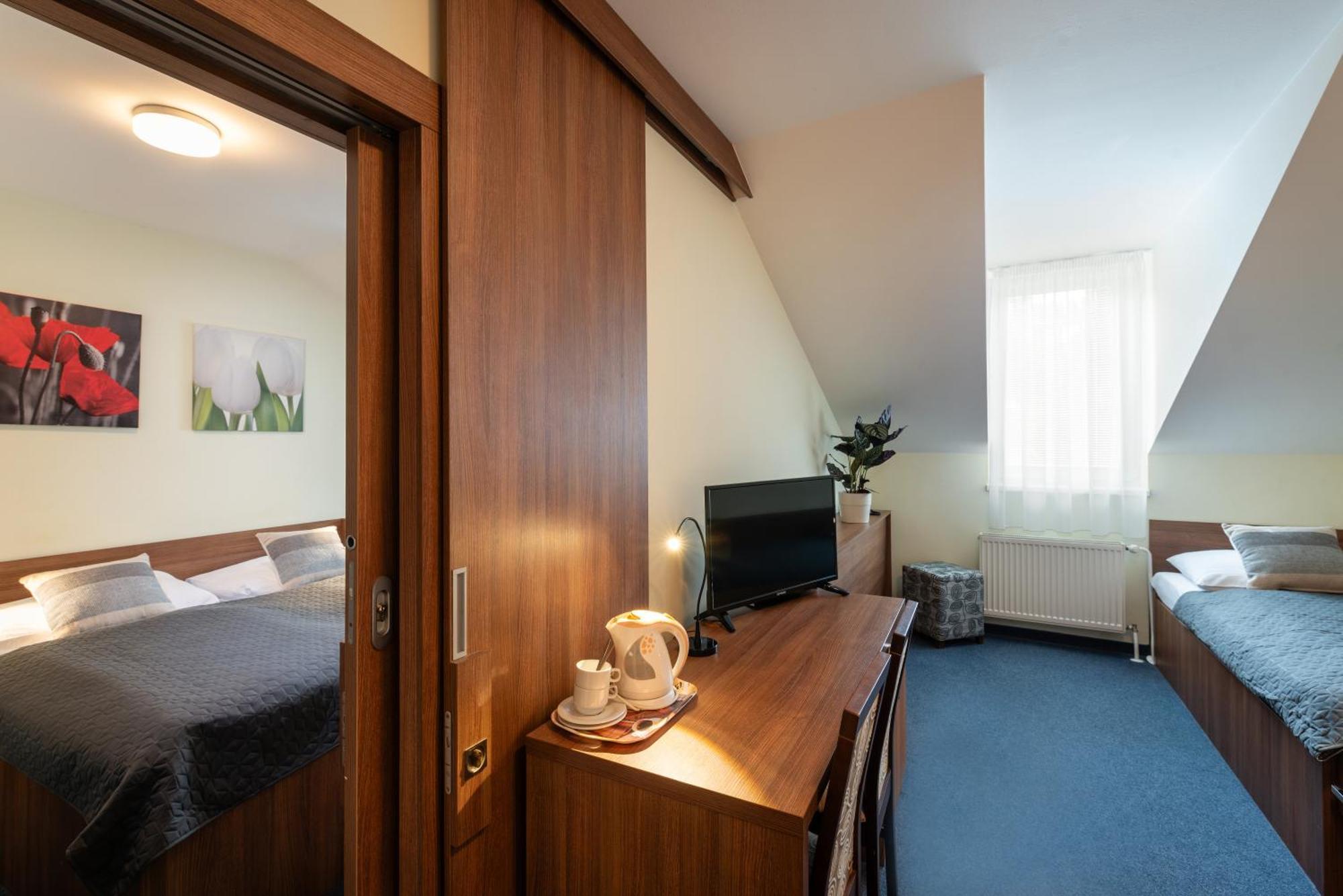 Horsky Hotel Remata Raztocno 外观 照片