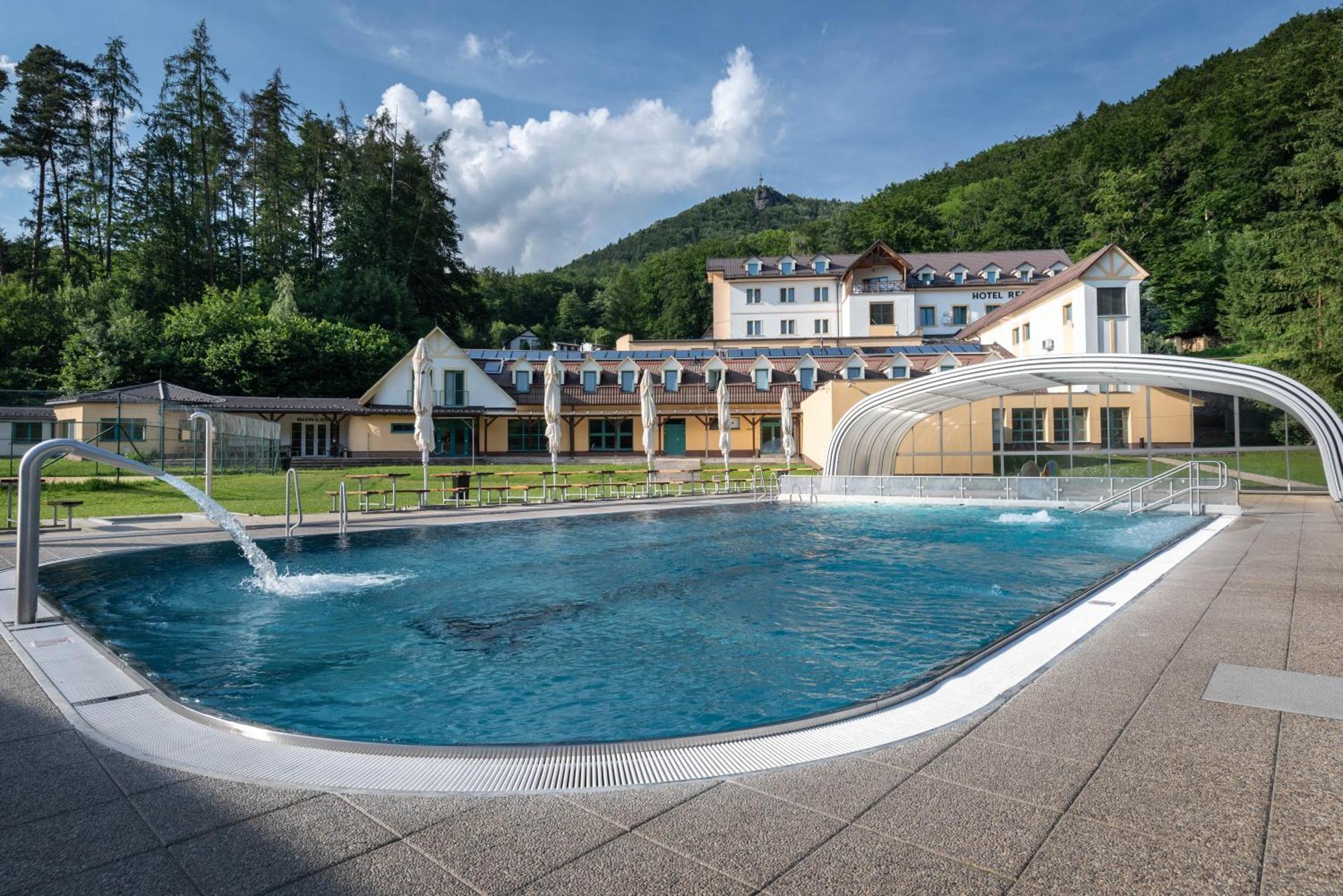 Horsky Hotel Remata Raztocno 外观 照片