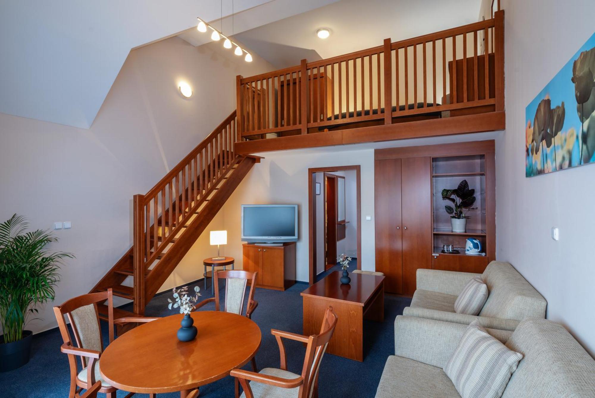 Horsky Hotel Remata Raztocno 外观 照片