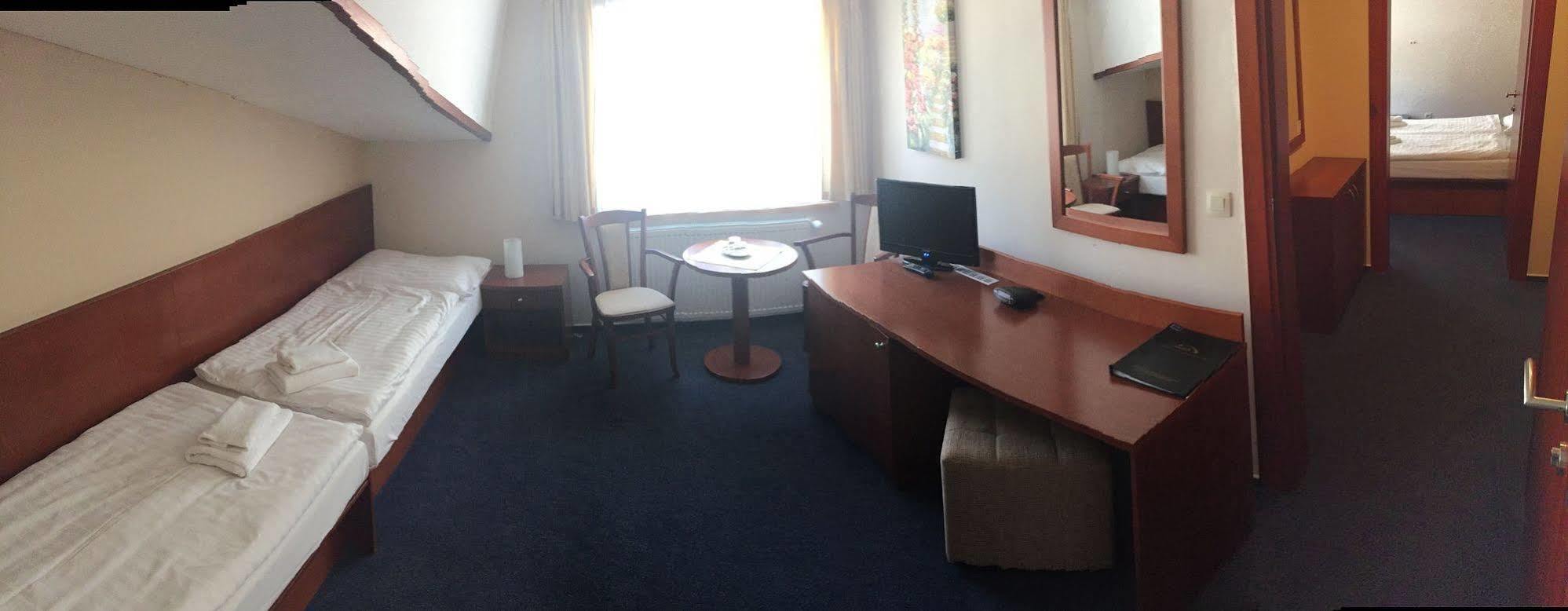 Horsky Hotel Remata Raztocno 外观 照片